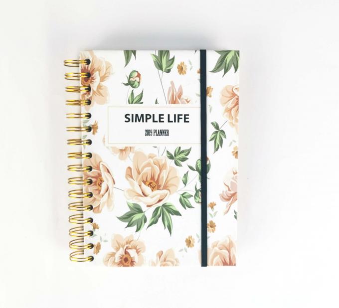 Leer cover materiaal samenstelling boek ontwerp 365 dagen dagelijks dagboek budgetboek 0
