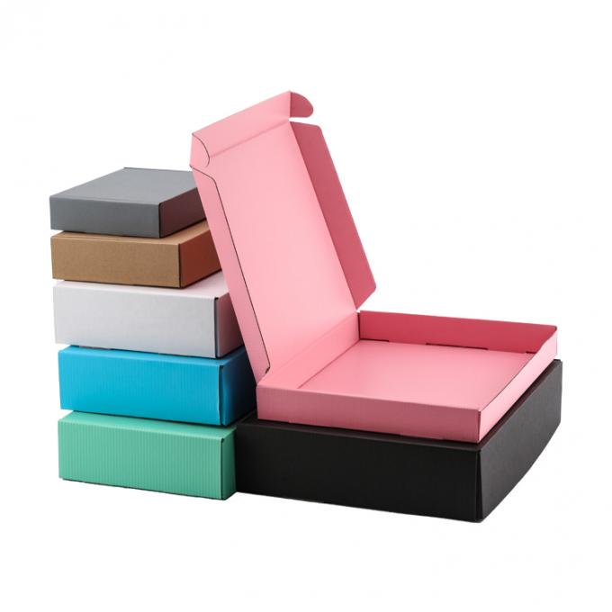 CMYK-afdrukken Kraftpapier Karton Verpakkingen Geaffrouwde karton Postbussen 10