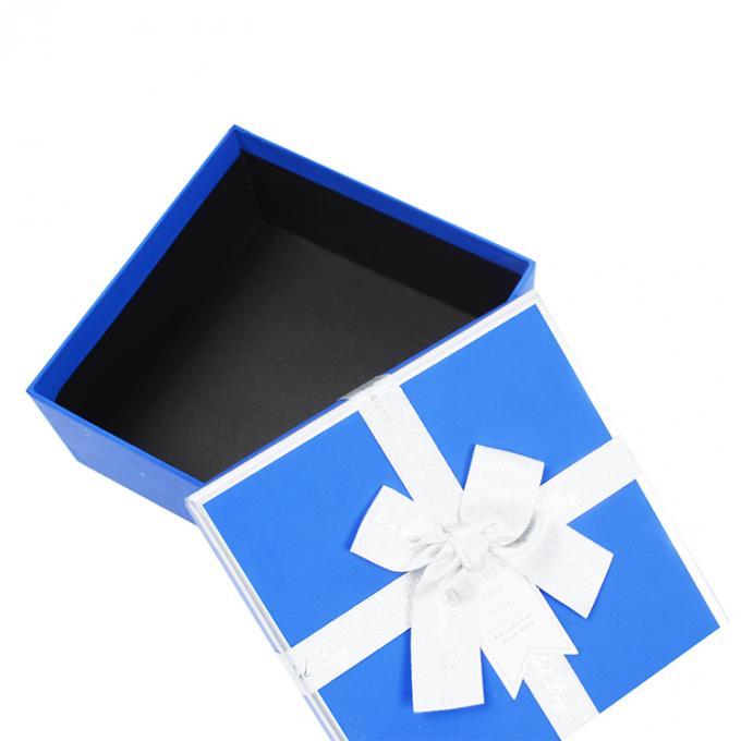 Op maat gemaakte kartonnen juwelen cadeauverpakkingsdoos 6